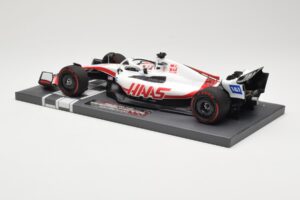 Haas VF-22 #20 K. Magnussen Bahrain GP 2022 Minichamps 1:18 117220120 Metalas - nuotrauka 5 iš 6