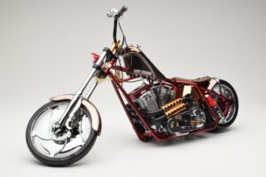 Harley-Davidson West Coast Choppers Diablo Soft Tail Auksinė Raudona Minichamps 1:5 JJ04-05-03 Metalas
