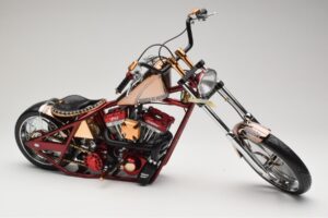 Harley-Davidson West Coast Choppers Diablo Soft Tail Auksinė Raudona Minichamps 1:5 JJ04-05-03 Metalas - nuotrauka 5 iš 6