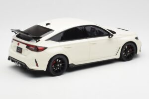 Honda Civic Type R FL5 Championship Baltas Otto 1:18 OT1056 Derva - nuotrauka 2 iš 6