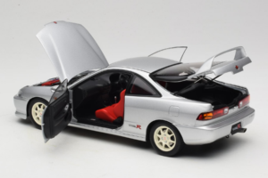 Honda Integra Type R DC2 Pre-Facelift Vogue Silver Metallic MotorHelix 1:18 M85202 Metalas - nuotrauka 5 iš 8