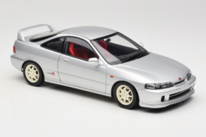 Honda Integra Type R DC2 Pre-Facelift Vogue Silver Metallic MotorHelix 1:18 M85202 Metalas - nuotrauka 6 iš 8