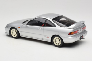 Honda Integra Type R DC2 Pre-Facelift Vogue Silver Metallic MotorHelix 1:18 M85202 Metalas - nuotrauka 7 iš 8