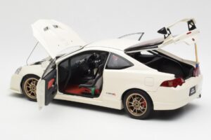 Honda Integra DC5 Type R Mugen Baltas AUTOart 1:18 73251 Metalas - nuotrauka 5 iš 8