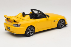 Honda S2000 AP2 CR New Indy Yellow Pearl Otto 1:18 OT1231 Derva - nuotrauka 2 iš 6