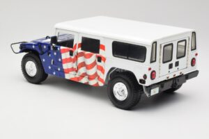 Hummer H1 AM General Gore-Lieberman Humvee America Exoto 1:18 01807 Metalas - nuotrauka 7 iš 8