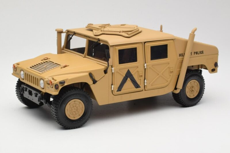 Hummer H1 AM General Military Police Exoto 1:18 01801 Metalas