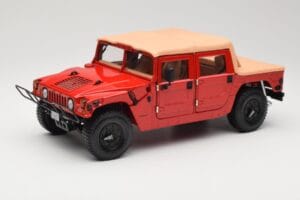 Hummer H1 Soft Top Raudonas Exoto 1:18 01805 Metalas