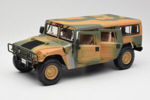 Hummer H1 Station Wagon Military Maisto 1:18 56049 Metalas - nuotrauka 2 iš 8