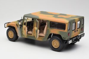 Hummer H1 Station Wagon Military Maisto 1:18 56049 Metalas - nuotrauka 5 iš 8
