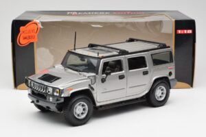 Hummer H2 Sidabrinis Maisto 1:18 7449569 Metalas - nuotrauka 8 iš 8