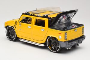 Hummer H2 SUT Concept Geltonas Maisto 1:18 31067 Metalas - nuotrauka 7 iš 8