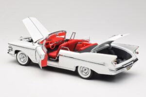 Imperial Crown Kabrioletas Baltas Road Signature 1:18 20138 Metalas - nuotrauka 5 iš 8