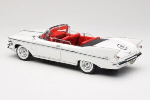 Imperial Crown Kabrioletas Baltas Road Signature 1:18 20138 Metalas - nuotrauka 7 iš 8