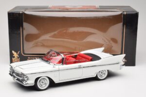 Imperial Crown Kabrioletas Baltas Road Signature 1:18 20138 Metalas - nuotrauka 8 iš 8