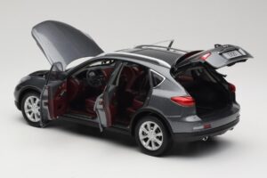 Infiniti EX25 J50 Grey Metallic Paudi 1:18 81L0049 Metalas - nuotrauka 5 iš 8