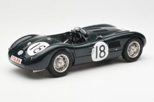 Jaguar C-Type #18 T. Rolt / D. Hamilton 24 Hours of Le Mans Winner 1953 CMC 1:18 M-195 Metalas - nuotrauka 2 iš 6