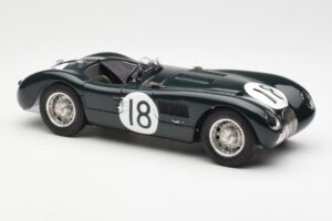 Jaguar C-Type #18 T. Rolt / D. Hamilton 24 Hours of Le Mans Winner 1953 CMC 1:18 M-195 Metalas - nuotrauka 4 iš 6