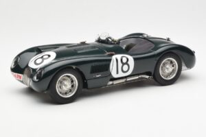 Jaguar C-Type #18 T. Rolt / D. Hamilton 24 Hours of Le Mans Winner 1953 CMC 1:18 M-195 Metalas