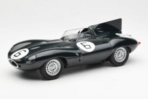 Jaguar D-Type #6 M. Hawthorn / I. Bueb Team Jaguar Cars Ltd 24 Hours of Le Mans 1955 AUTOart 1:18 85586 Metalas