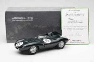 Jaguar D-Type #6 M. Hawthorn / I. Bueb Team Jaguar Cars Ltd 24 Hours of Le Mans 1955 AUTOart 1:18 85586 Metalas - nuotrauka 6 iš 6