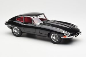 Jaguar E-Type 3.8 Series 1 Juodas Kyosho 1:18 08954BK Metalas - nuotrauka 6 iš 8