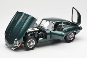 Jaguar E-Type 3.8 Series 1 Tamsiai Žalias Kyosho 1:18 08954DG Metalas - nuotrauka 2 iš 8