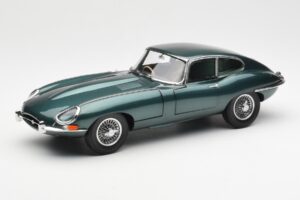 Jaguar E-Type 3.8 Series 1 Tamsiai Žalias Kyosho 1:18 08954DG Metalas