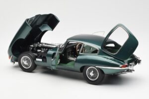 Jaguar E-Type 3.8 Series 1 Tamsiai Žalias Kyosho 1:18 08954DG Metalas - nuotrauka 5 iš 8