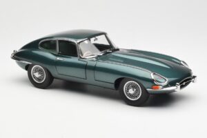 Jaguar E-Type 3.8 Series 1 Tamsiai Žalias Kyosho 1:18 08954DG Metalas - nuotrauka 6 iš 8