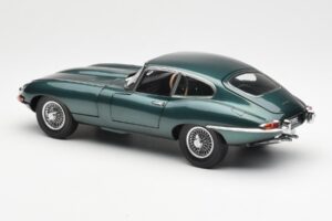 Jaguar E-Type 3.8 Series 1 Tamsiai Žalias Kyosho 1:18 08954DG Metalas - nuotrauka 7 iš 8