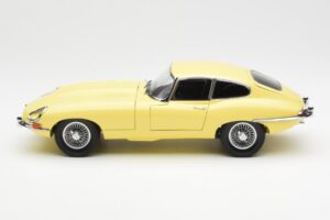 Jaguar E-Type 3.8 Series 1 Šviesiai Geltonas Kyosho 1:18 08954LY Metalas - nuotrauka 4 iš 8