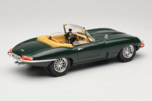 Jaguar E-Type Kabrioletas Žalias Bburago 1:18 3026 Metalas - nuotrauka 3 iš 8