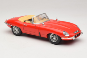 Jaguar E-Type Series 1 Kabrioletas Raudonas Bburago 1:18 3038 Metalas - nuotrauka 7 iš 8