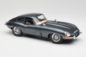 Jaguar E-Type Series 1 Žalias Bburago 1:18 3018-M1 Metalas - nuotrauka 6 iš 8