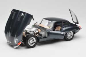 Jaguar E-Type Series 1 Žalias Bburago 1:18 3018-M1 Metalas - nuotrauka 8 iš 8