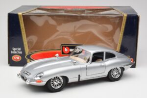 Jaguar E-Type Series 1 Sidabrinis Bburago 1:18 3018-M2 Metalas - nuotrauka 8 iš 8