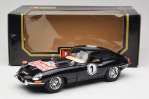 Jaguar E-Type Series 1 #1 British Racing Green Bburago 1:18 3018-M3 Metalas - nuotrauka 8 iš 8