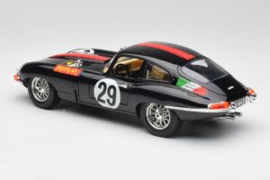 Jaguar E-Type #29 Juodas Bburago 1:18 3018-M4 Metalas - nuotrauka 7 iš 8