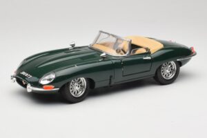 Jaguar E-Type Series 1 Roadster Žalias Bburago 1:18 3018-M5 Metalas