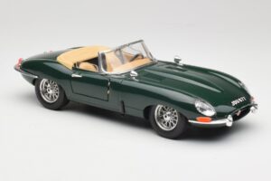 Jaguar E-Type Series 1 Roadster Žalias Bburago 1:18 3018-M5 Metalas - nuotrauka 6 iš 8