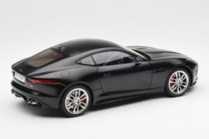 Jaguar F-Type R X152 Matinis Juodas AUTOart 1:18 73652 Kompozitas - nuotrauka 3 iš 8