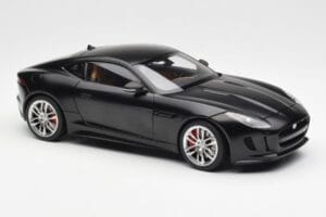 Jaguar F-Type R X152 Matinis Juodas AUTOart 1:18 73652 Kompozitas - nuotrauka 6 iš 8