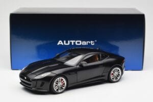 Jaguar F-Type R X152 Matinis Juodas AUTOart 1:18 73652 Kompozitas - nuotrauka 8 iš 8