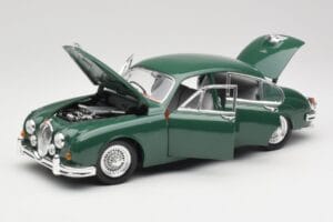 Jaguar Mark II British Racing Žalias & Mėlynas Salonas Maisto 1:18 59001 Metalas - nuotrauka 2 iš 8
