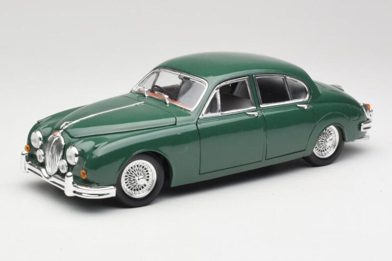 Jaguar Mark II British Racing Žalias & Mėlynas Salonas Maisto 1:18 59001 Metalas