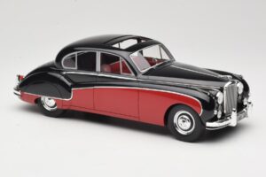 Jaguar Mk VIII Juodas & Tamsiai Raudonas BoS Models 1:18 BOS408 Derva - nuotrauka 4 iš 6