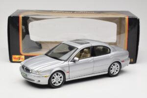 Jaguar X-Type Sidabrinis Maisto 1:18 7271328 Metalas - nuotrauka 8 iš 8
