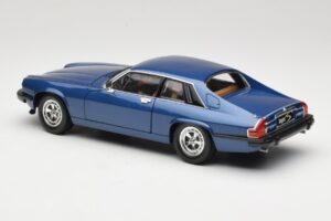 Jaguar XJ-S Mėlynas Road Signature 1:18 92658 Metalas - nuotrauka 7 iš 8