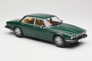 Jaguar XJ Series III Tamsiai Žalias MCG 1:18 MCG18175 Metalas - nuotrauka 4 iš 6